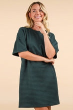 Load image into Gallery viewer, Sharon Shift Dress - Pockets - Very J