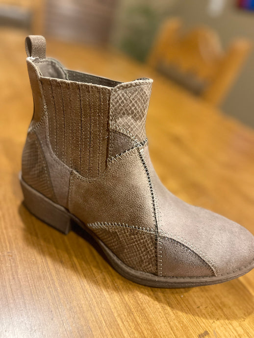 Knox Bootie - Taupe - Very G