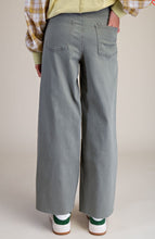 Load image into Gallery viewer, Olive U Jean - Easel