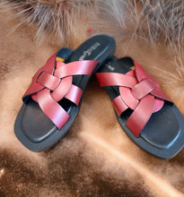 Load image into Gallery viewer, Cheerful Sandal - Diba True - 2 Color Options