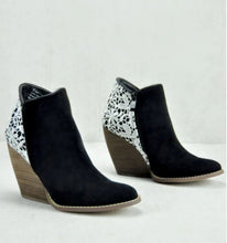 Load image into Gallery viewer, Movement Bootie - Very Volatile