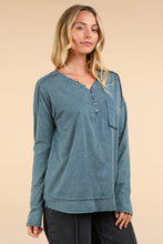 Load image into Gallery viewer, Cindy Marie Mineral Washed Top - Very J