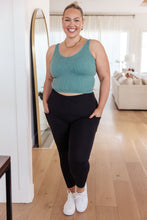 Load image into Gallery viewer, Keep It Moving Leggings - Rae Mode