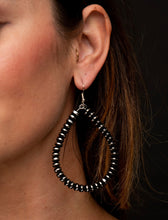 Load image into Gallery viewer, Rhonda Rondell Earrings - West &amp; Co