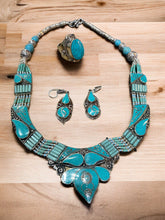 Load image into Gallery viewer, Turquoise Blossom Necklace - Tibetan