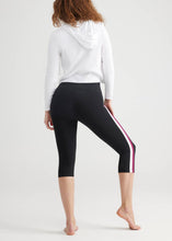 Load image into Gallery viewer, Talia Cropped Capri Shaping Legging - Cotton Stretch - Yummie
