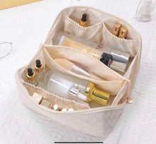 Load image into Gallery viewer, Lux Makeup Bag - 2 Colors