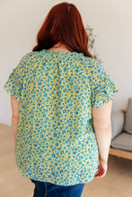 Load image into Gallery viewer, Anywhere We Go Flutter Sleeve Top in Blue Combo -Online Exclusive