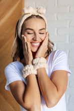 Load image into Gallery viewer, Effortless Days Stretchy Headband &amp; Wristband Set in Cream