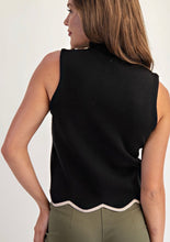 Load image into Gallery viewer, Contrasting Scallop Hem Sleeveless Knit Top