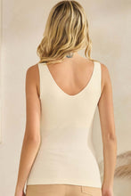 Load image into Gallery viewer, Reversible Tank with built in bra - 3 Colors - Yelete