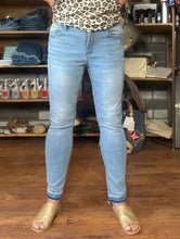 Load image into Gallery viewer, Alise Skinny Jean  - L &amp; B Jeans