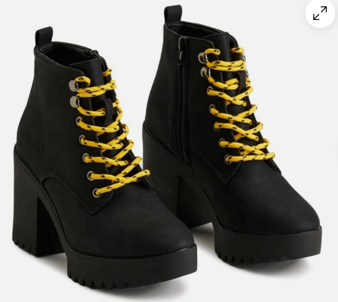 Flat Iron Combat Boot - Seven 7