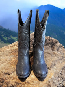 Wagon Wheel Boot Black - Very Volatile