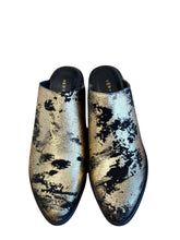 Load image into Gallery viewer, Moonstruck Gold- Very Volatile