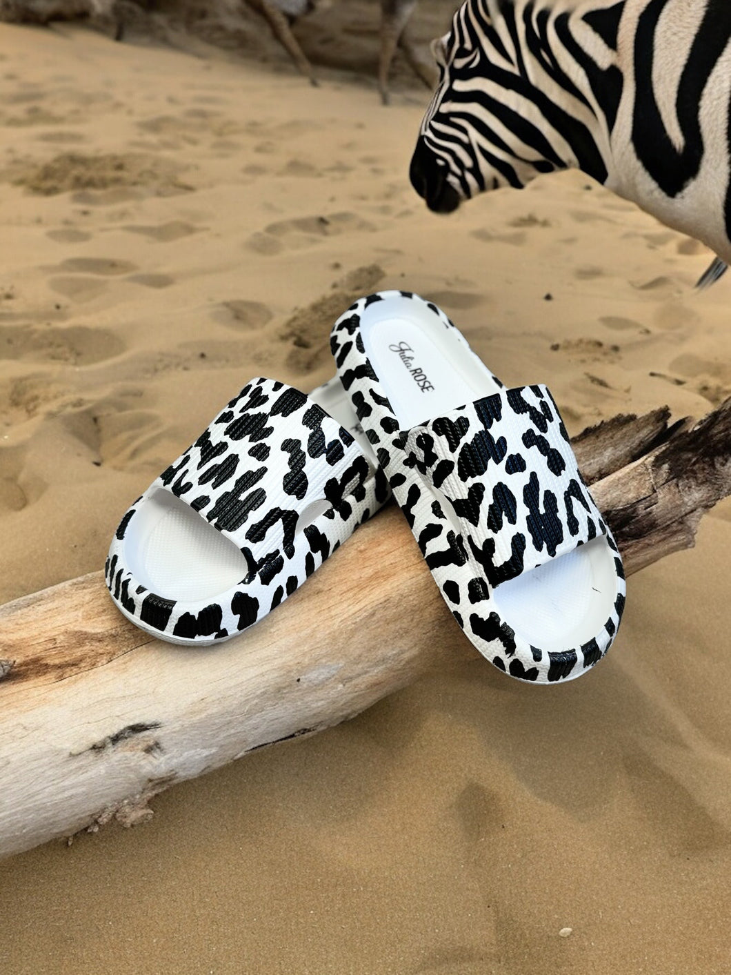 Cow Insanely Soft Beach Sandal