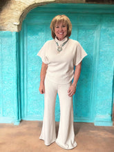 Load image into Gallery viewer, Snow Bliss Knit Set