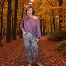 Load image into Gallery viewer, Hexagon Plum Pant - Paper Lace