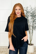 Load image into Gallery viewer, The Layback Relaxed Basic Tee in Black