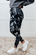 Load image into Gallery viewer, Your New Favorite Joggers in Rose Print
