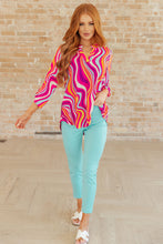 Load image into Gallery viewer, Magic Ankle Crop Skinny Pants in Aqua