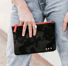 Load image into Gallery viewer, Gia Camo Clutch