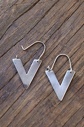 V Up Earring