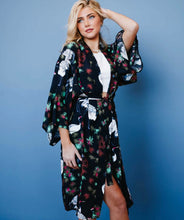 Load image into Gallery viewer, Crane Kimono