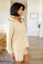 Load image into Gallery viewer, Chilling Out Quilted Pullover - Polagram