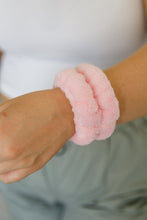 Load image into Gallery viewer, Lost in the Moment Headband and Wristband Set in Pink