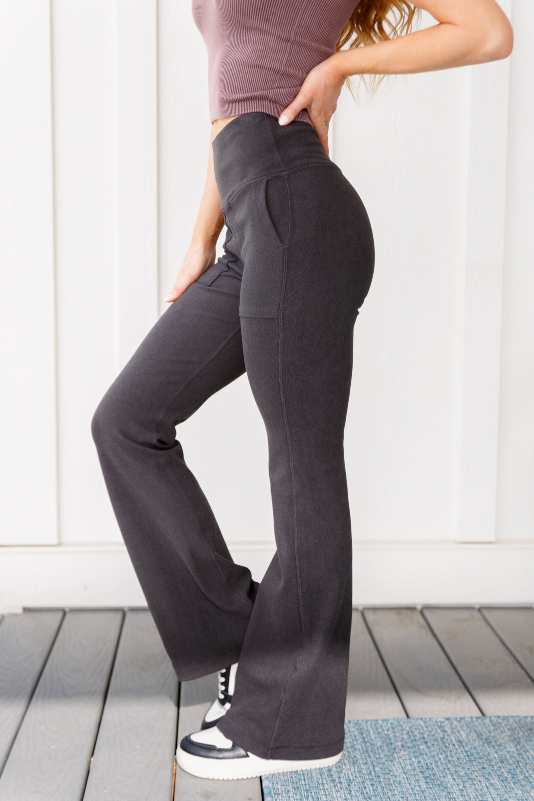 Load image into Gallery viewer, Where are You Flared Leggings in Black - Rae Mode