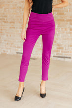 Load image into Gallery viewer, Magic Ankle Crop Skinny Pants in Spring Magenta